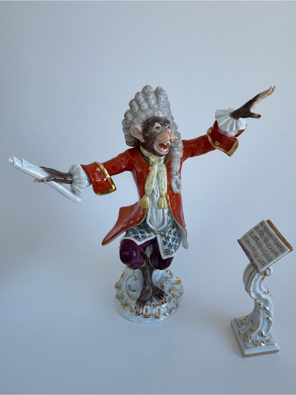 Meissen Affenkapelle Monkey Conductor 90C300-60001-1 w/ Music Stand